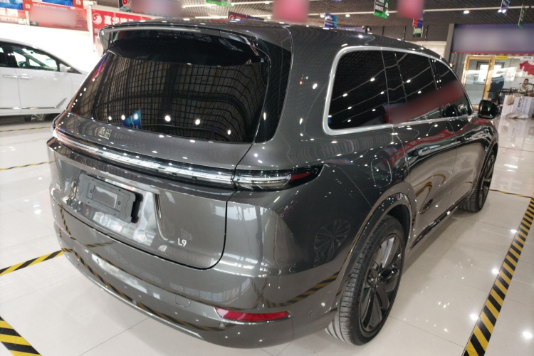 理想汽车 理想L9 2022款 Max车身外观7