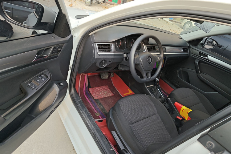 大众 宝来 2018款 1.5L 自动时尚型中控内饰20