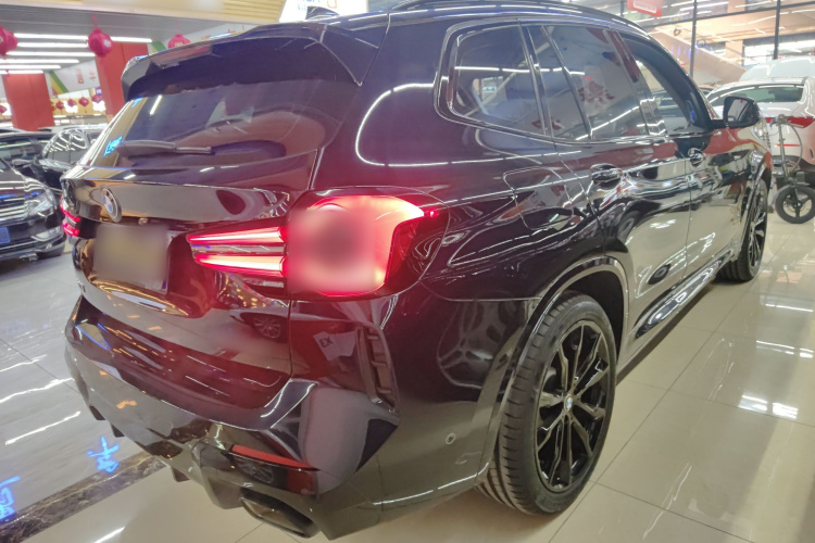 宝马X3 2023款 改款 xDrive30i 领先型 M曜夜套装车身外观7