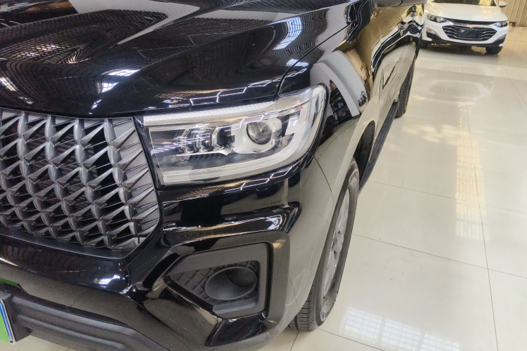 长城 炮 2023款 2.0T商用版自动柴油两驱精英型长箱GW4D20M局部细节36