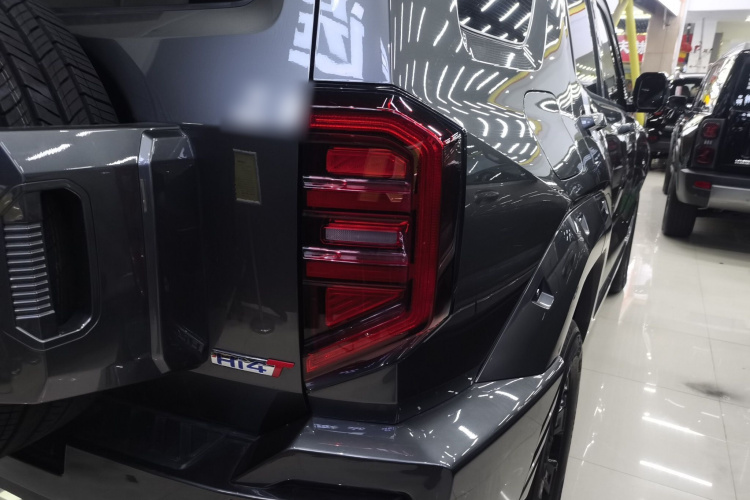 坦克400新能源 2024款 Hi4-T 越野版车身外观9