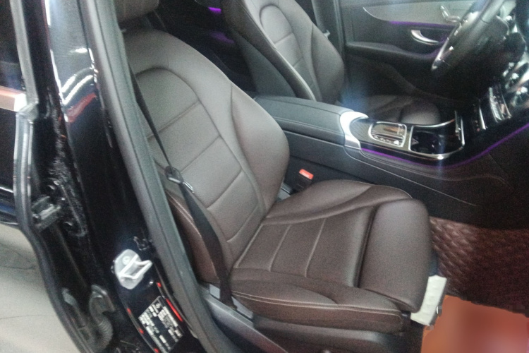 奔驰GLC 2020款 改款 GLC 260 L 4MATIC 豪华型局部细节41