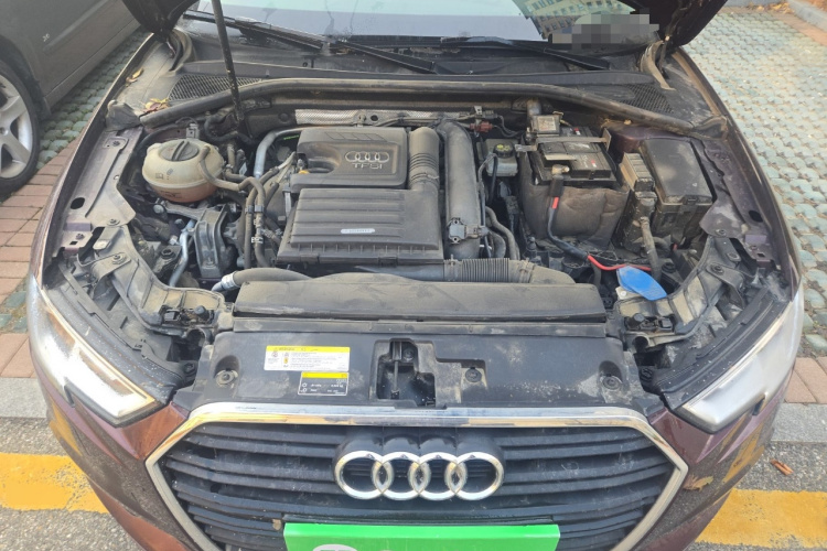 奥迪A3 2018款 30周年年型 Limousine 35 TFSI 进取型局部细节24