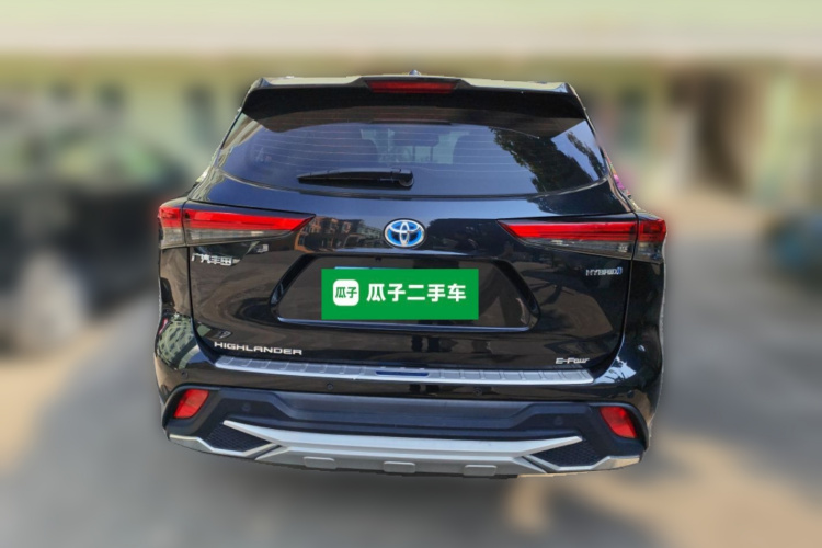 丰田 汉兰达 2023款 2.5L智能电混双擎四驱精英版 7座车身外观6004