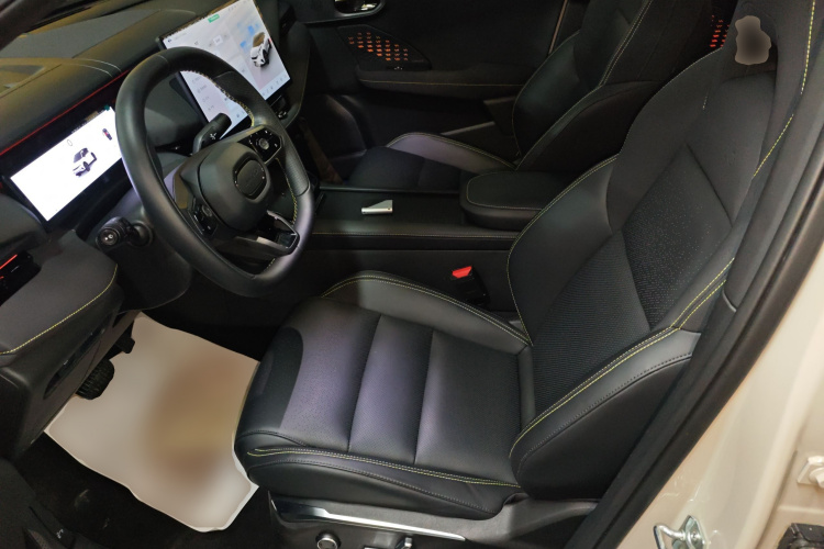 领克06 2025款 Renew 1.5T Halo局部细节19