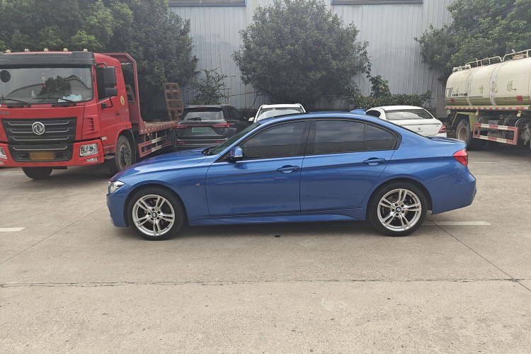 宝马3系 2018款 320i M运动套装车身外观4