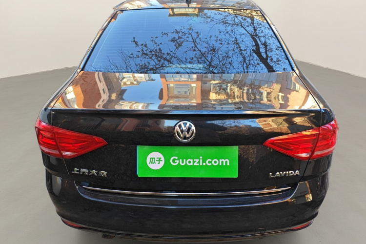 大众 朗逸 2017款 1.6L 手动风尚版车身外观6