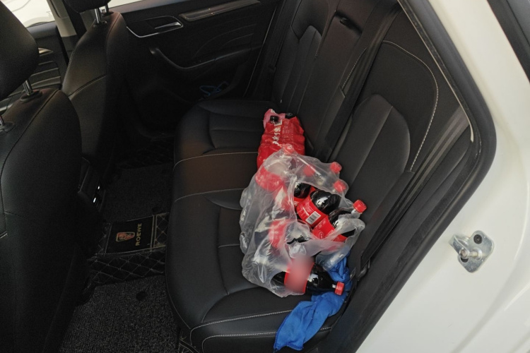 荣威i6 2018款 20T 自动互联网智享版中控内饰7004