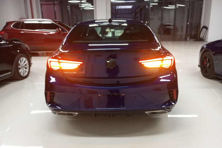 别克 君威 2020款 GS 28T 精英型车身外观6