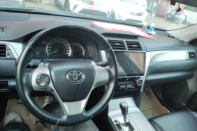 丰田 凯美瑞 2012款 骏瑞 2.0S 耀动版中控内饰12