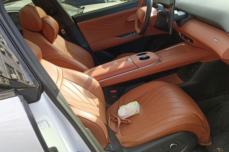 深蓝汽车 深蓝S07 2024款 215Max 增程版局部细节41