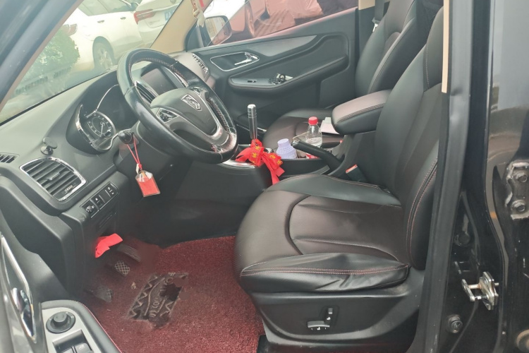 宝骏560 2015款 1.8L 手动豪华型局部细节19