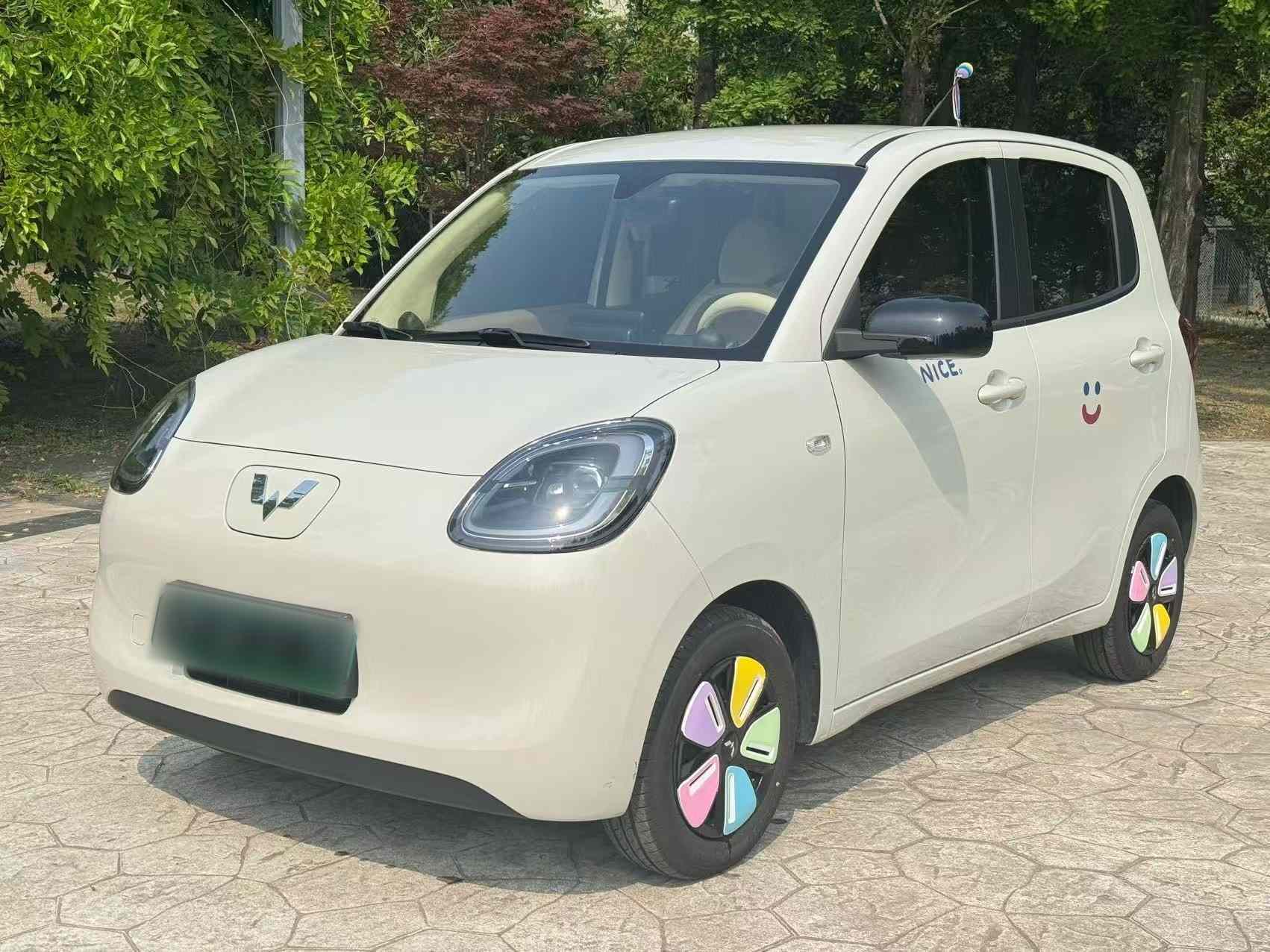 五菱汽车 宏光MINIEV 2025款 第四代 四门版 进阶款(2)