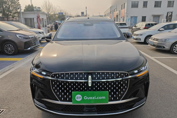 林肯 航海家 2023款 2.0T 四驱尊享版车身外观2