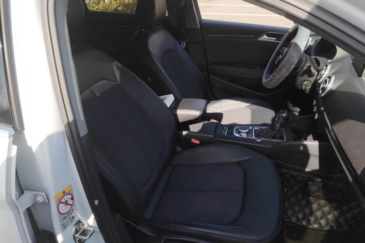 奥迪A3 2017款 Limousine 35 TFSI 时尚型局部细节41