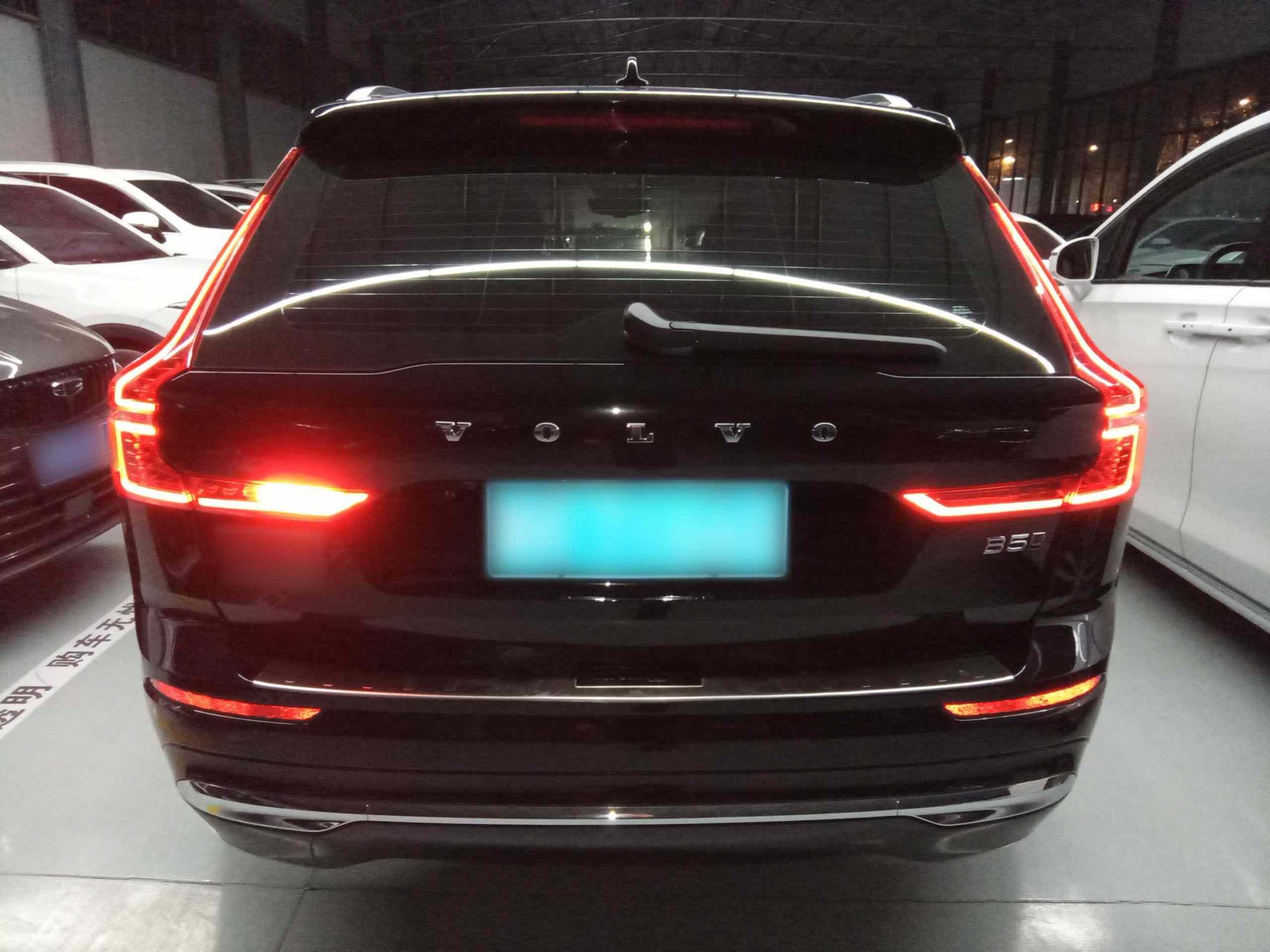 沃尔沃XC60 2025款 B5 四驱智远豪华版(4)