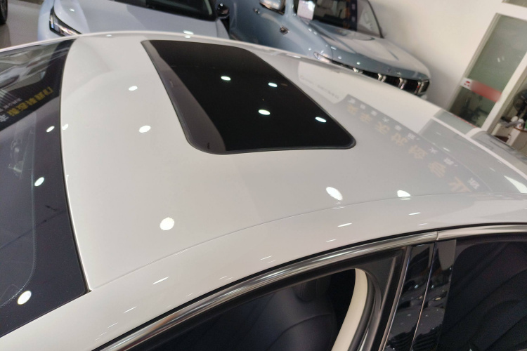 荣威D7 2023款 DMH 125km 超越版车身外观57