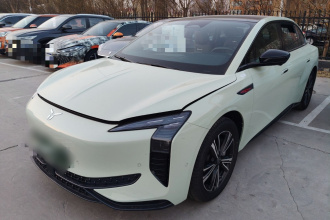 红旗EH7 2024款 690 Pro荣耀版