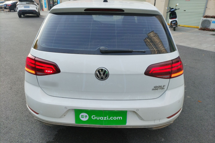 大众 高尔夫 2020款 挚爱版 280TSI DSG舒适型车身外观6004