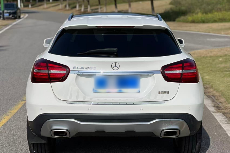 奔驰GLA 2019款 GLA 200 动感型车身外观6003