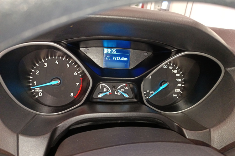 福特 福克斯 2017款 两厢 1.6L 自动舒适型智行版局部细节14