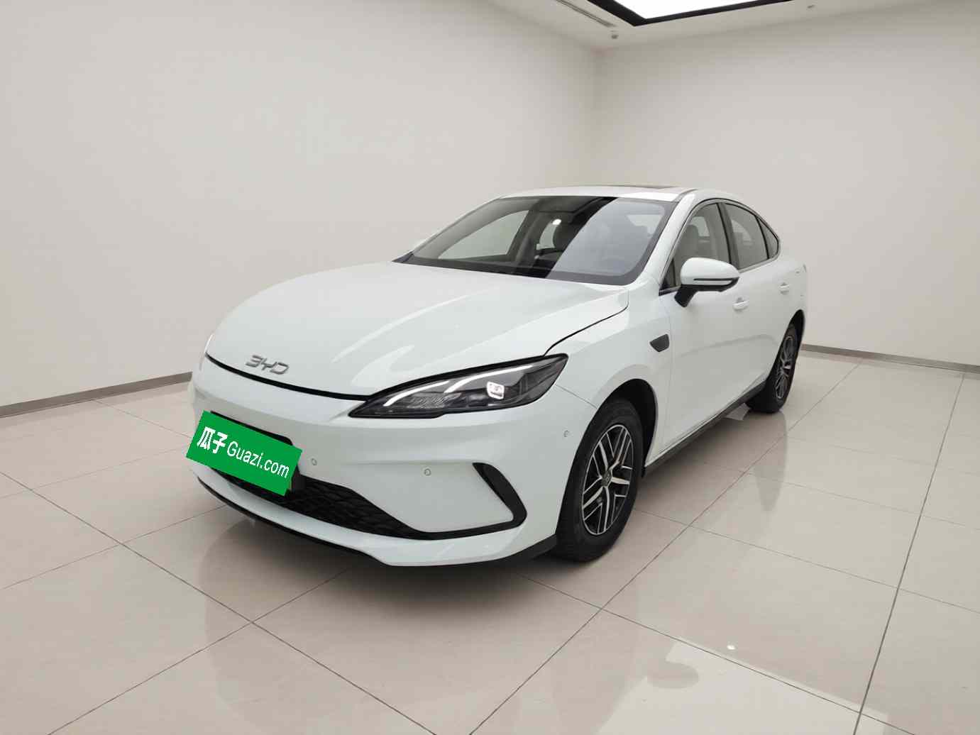 比亚迪 海豹05 DM-i 2025款 DM-i 智驾版 120KM旗舰型(2)
