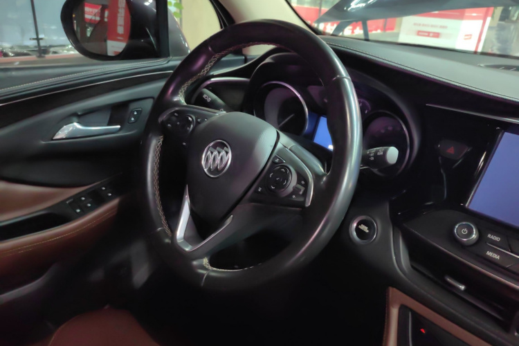 别克 昂科威 2017款 28T 四驱精英型中控内饰13