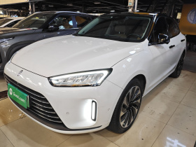 鸿蒙智行 问界M5 2022款 增程四驱至臻版