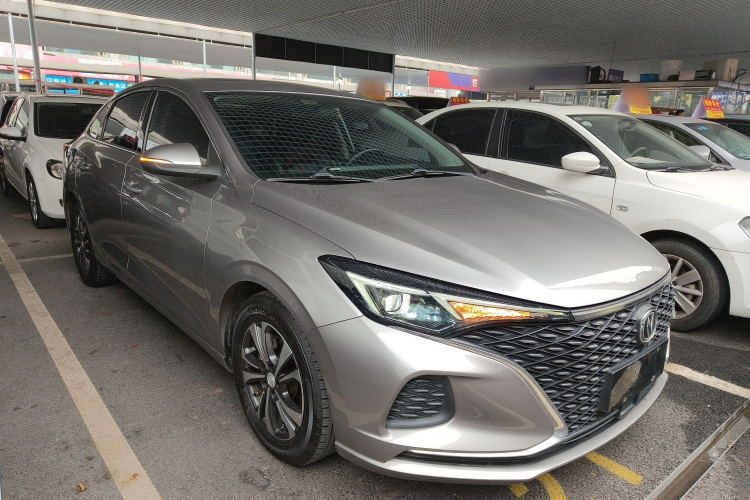 长安 逸动 2020款 PLUS 蓝鲸NE 1.4T GDI DCT尊贵型车身外观6002