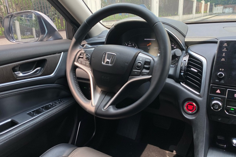 本田 冠道 2020款 240TURBO 两驱智享版中控内饰7007