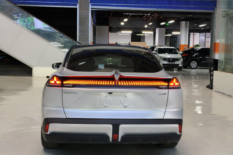 深蓝汽车 深蓝SL03 2022款 515纯电版车身外观6005