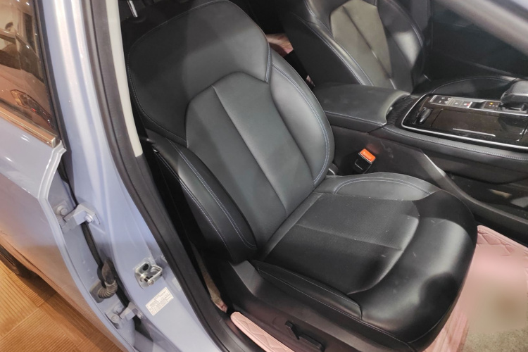 飞凡汽车 飞凡ER6 2021款 新动版 620km 智享版局部细节41