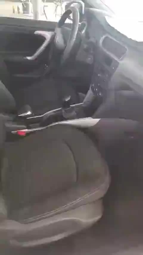 雪铁龙 爱丽舍 2017款 1.6L 手动时尚型讲解2