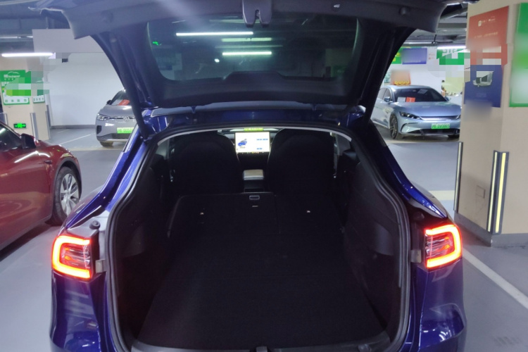 特斯拉 Model Y 2021款 标准续航后驱版机舱底盘23
