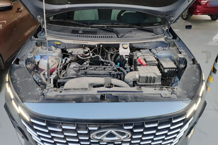 奇瑞 瑞虎3X 2023款 1.5L CVT时尚版机舱底盘24