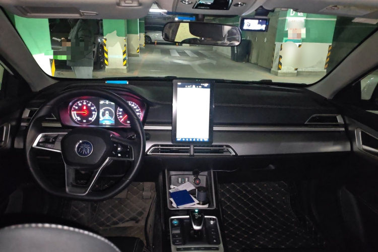 比亚迪 秦新能源 2019款 高续航版 豪华型中控内饰12