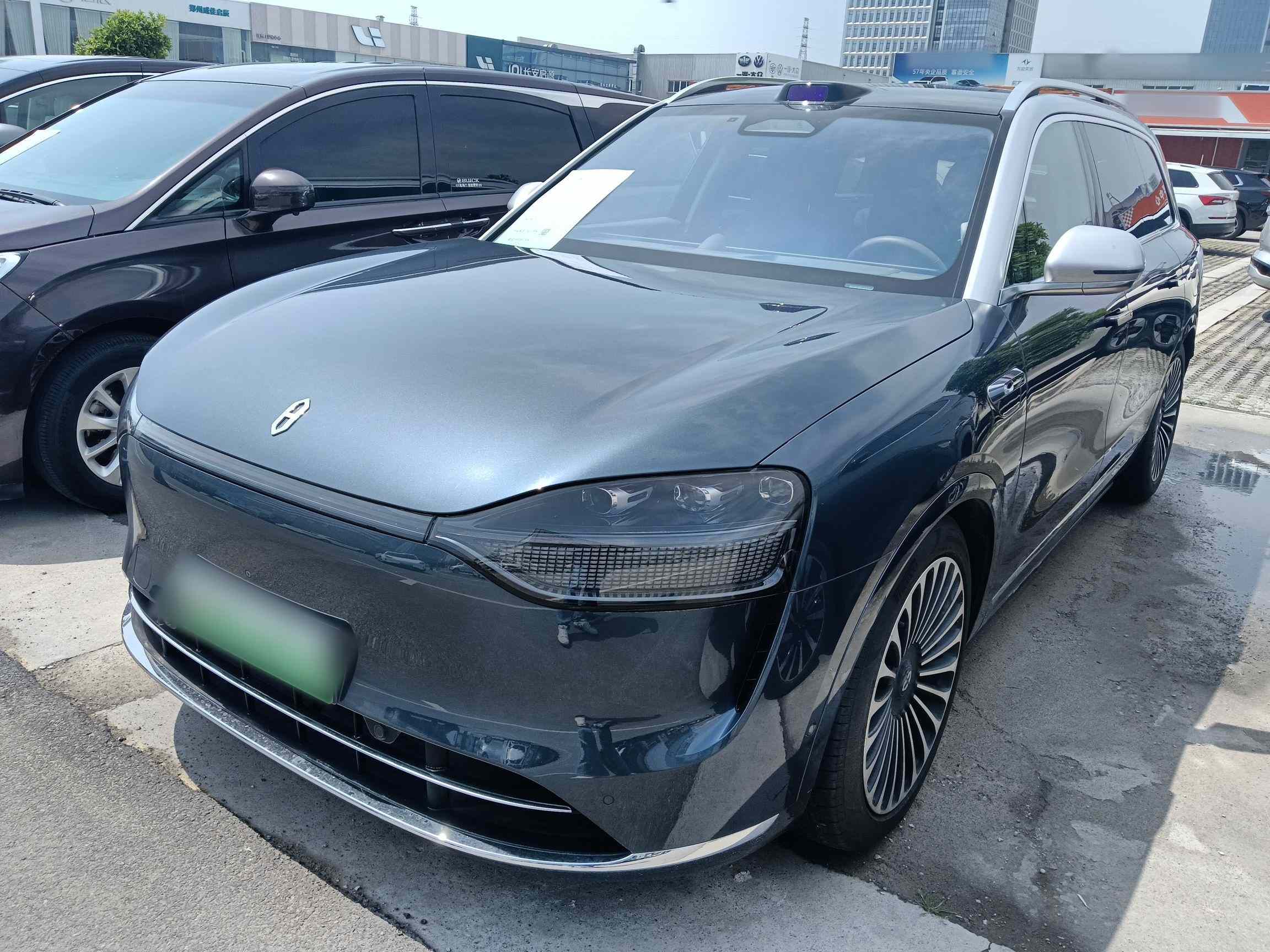 鸿蒙智行 问界M9 2024款 增程 Ultra版 52kWh 5座版(2)