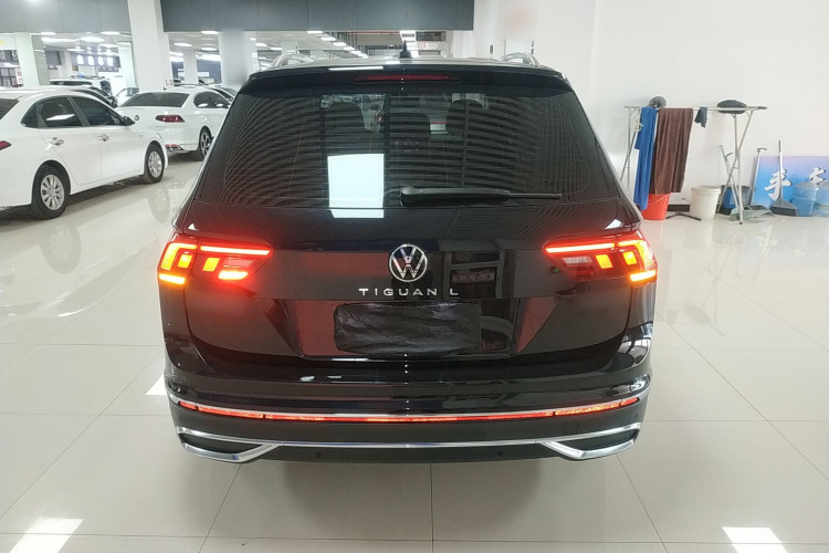 大众 途观L 2024款 300TSI 自动两驱智享版车身外观6004