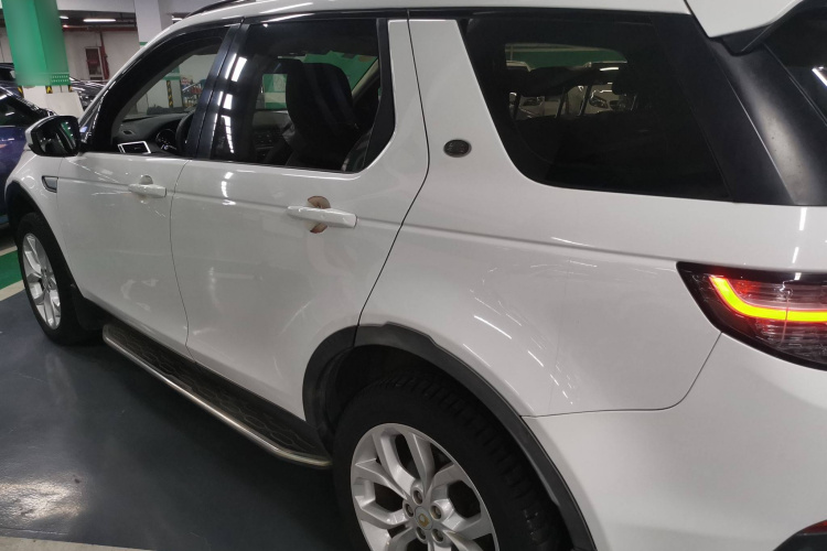 路虎 发现神行 2017款 2.0T HSE车身外观6003