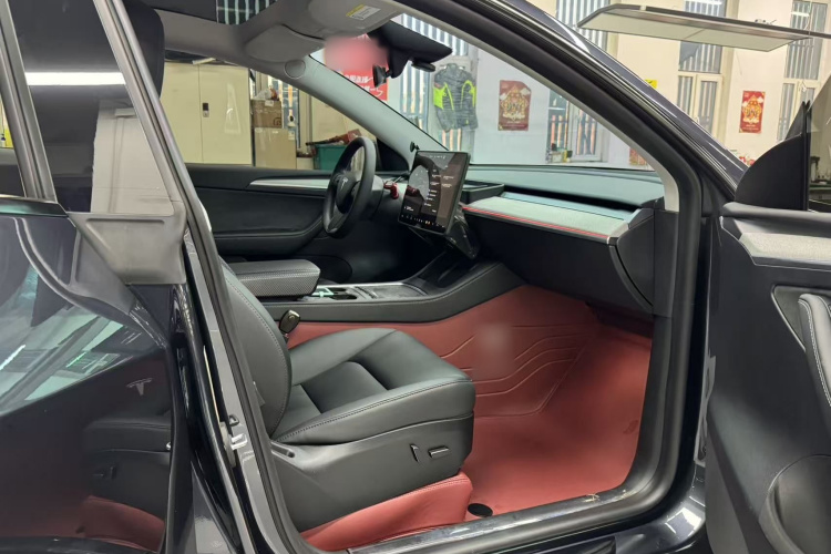 特斯拉 Model Y 2024款 后轮驱动版局部细节41