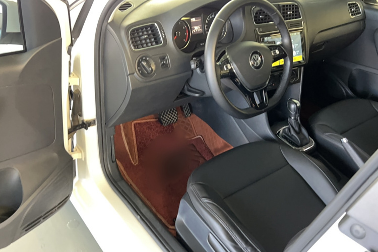 大众 Polo 2018款 1.5L 自动安享型中控内饰7002