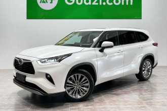 丰田 汉兰达 2022款 双擎 2.5L 两驱尊贵版 7座