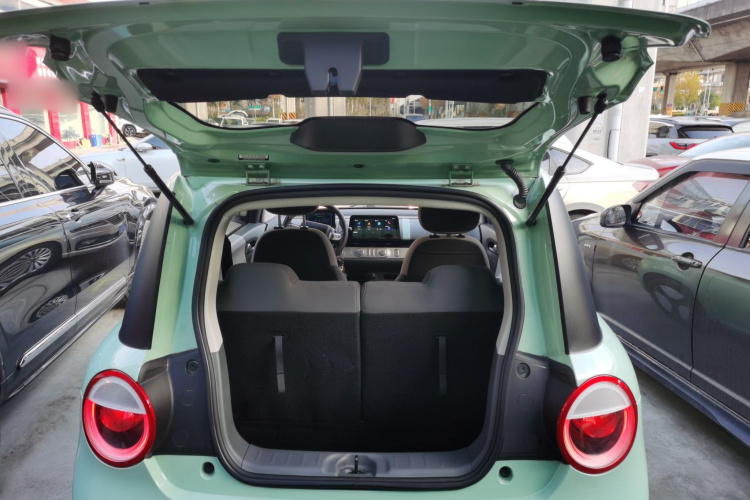 长安启源 长安Lumin 2022款 155km 清甜款机舱底盘23