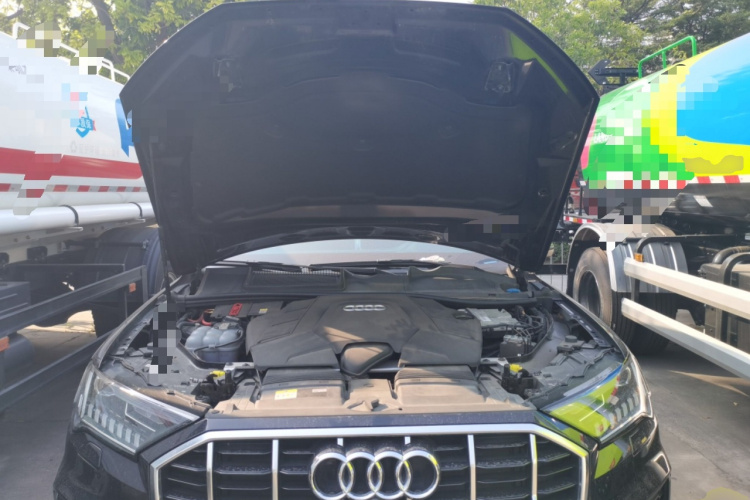 奥迪Q7 2021款 55 TFSI quattro S line运动型局部细节24