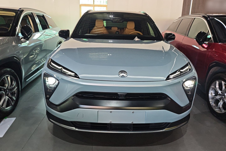 蔚来ES6 2020款 430KM 性能版车身外观2