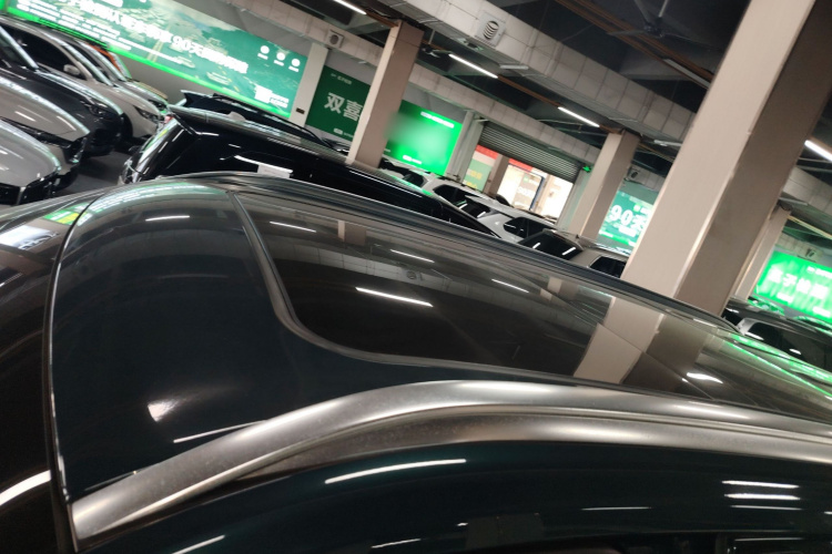 广汽传祺 传祺GS8 2022款 领航系列 2.0TGDI 两驱豪华智联版（七座）局部细节57