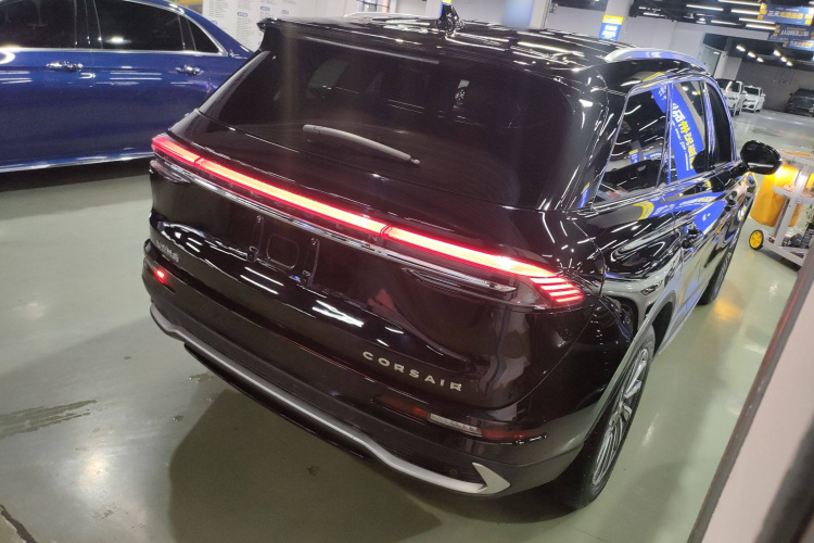 林肯 冒险家 2023款 2.0T 两驱尊雅版车身外观6005