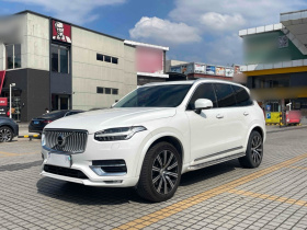 沃尔沃XC90 2020款 改款 T6 智逸豪华版 7座