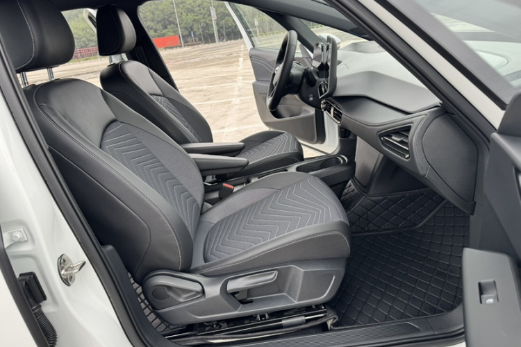 大众ID.3 2025款 聪明款 纯净智享版中控内饰7001