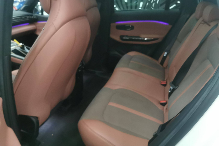 蔚来EC6 2020款 605KM 运动版中控内饰7004